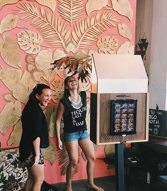 A AmigoBooth photo booth running Flassh