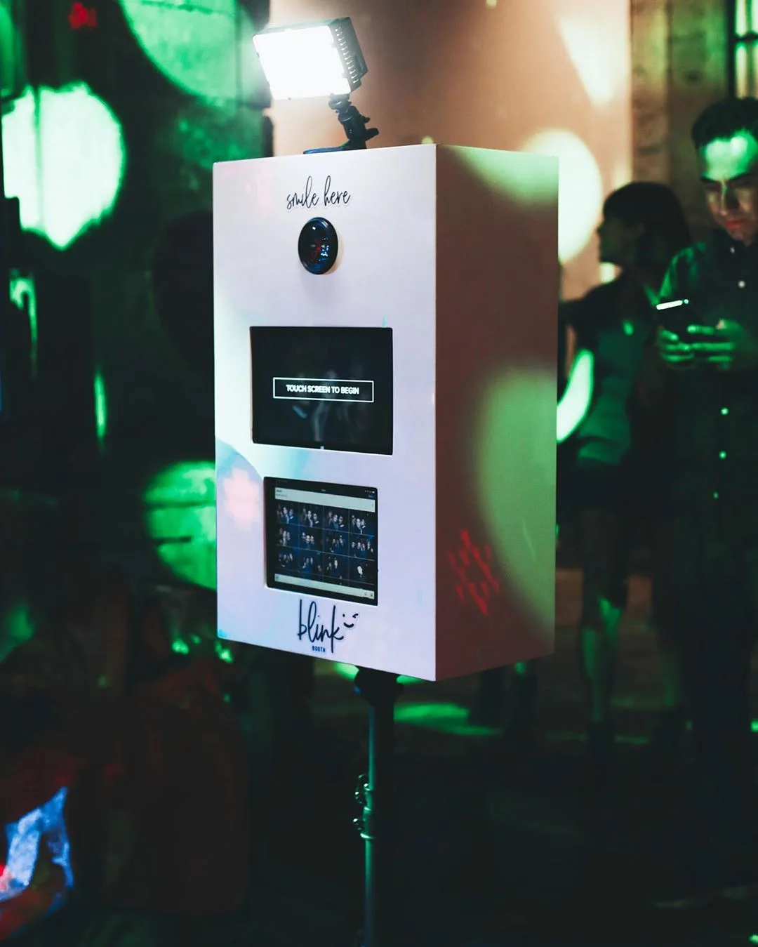 A Blink Booth photo booth running Flassh