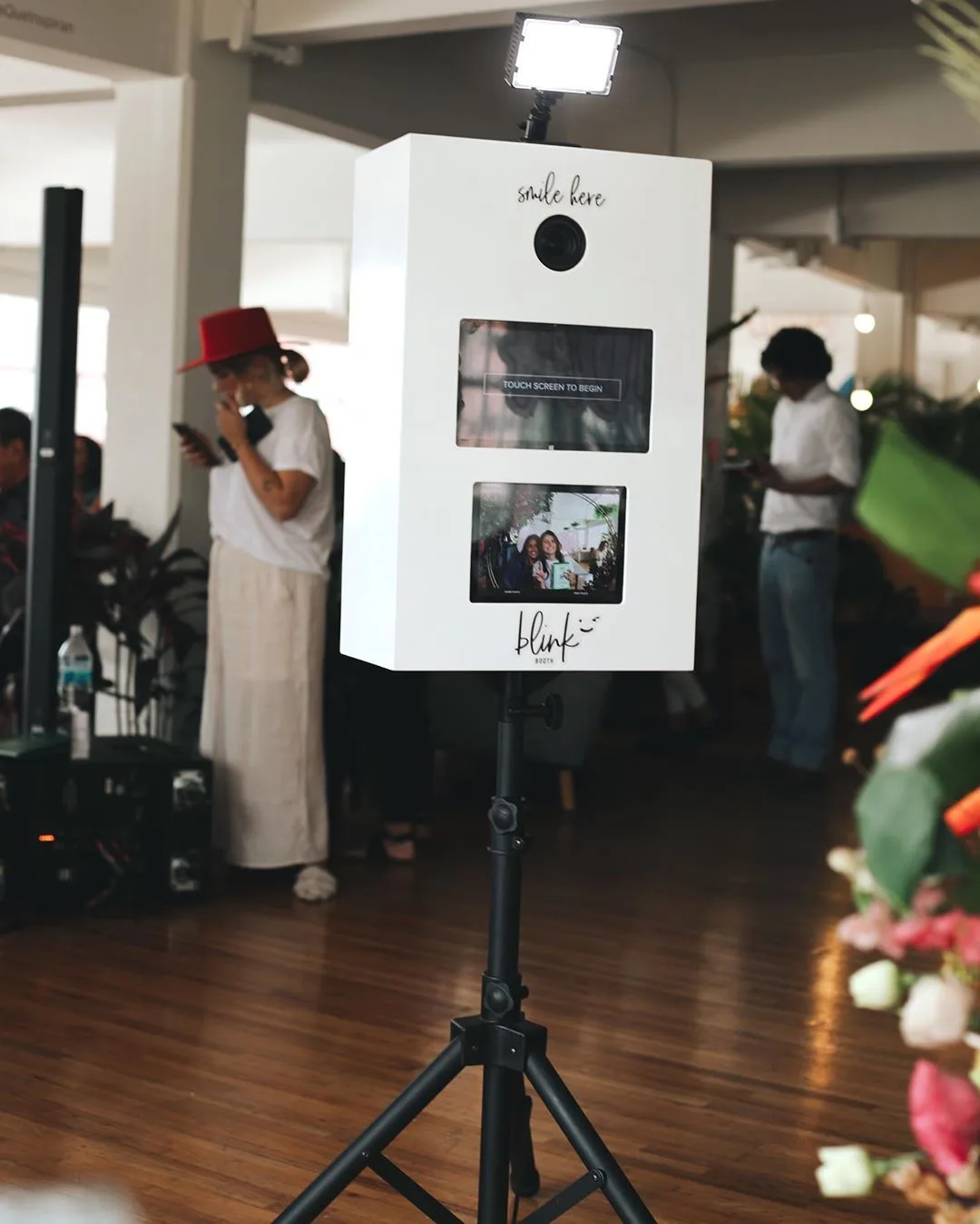 A Blink Booth photo booth running Flassh