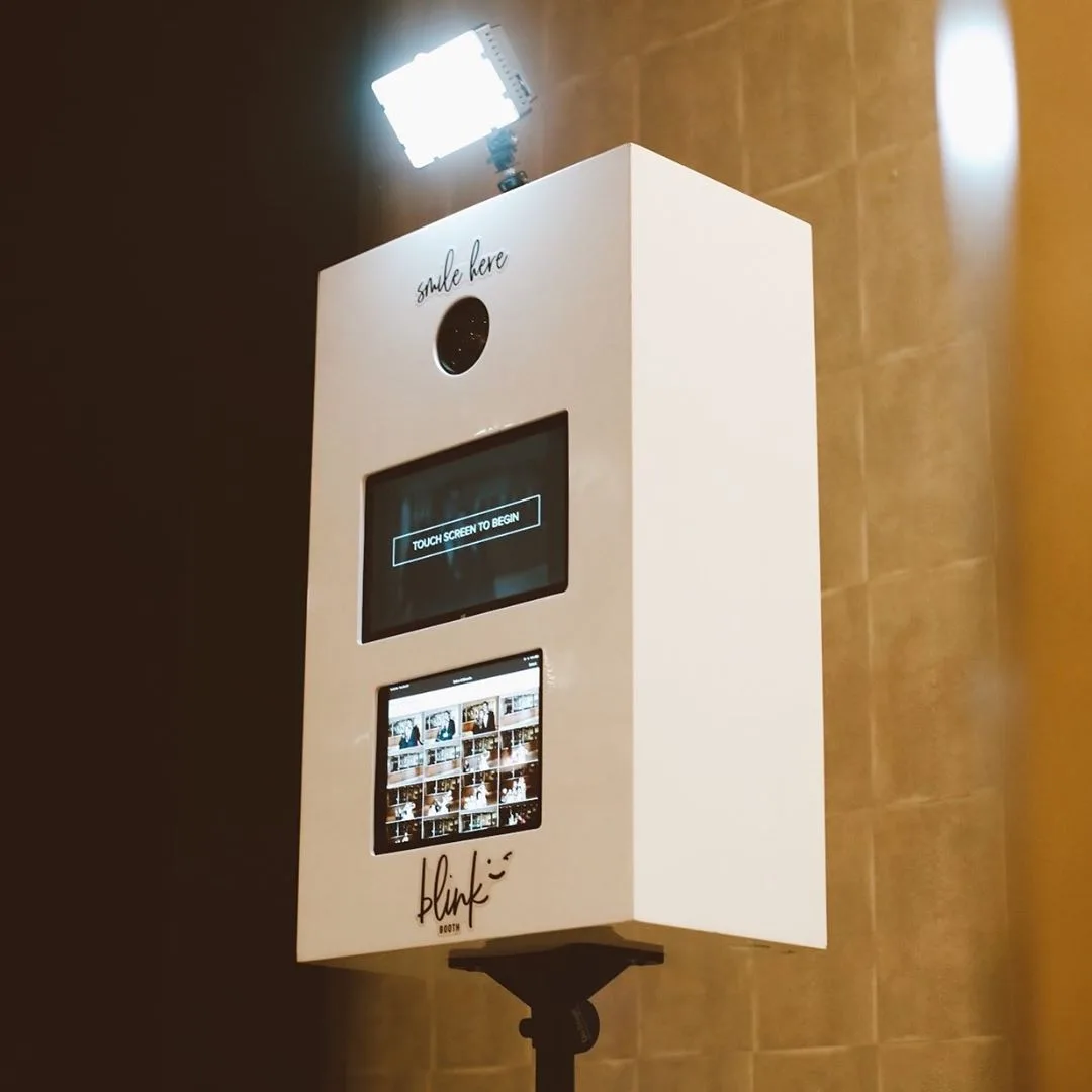A Blink Booth photo booth running Flassh