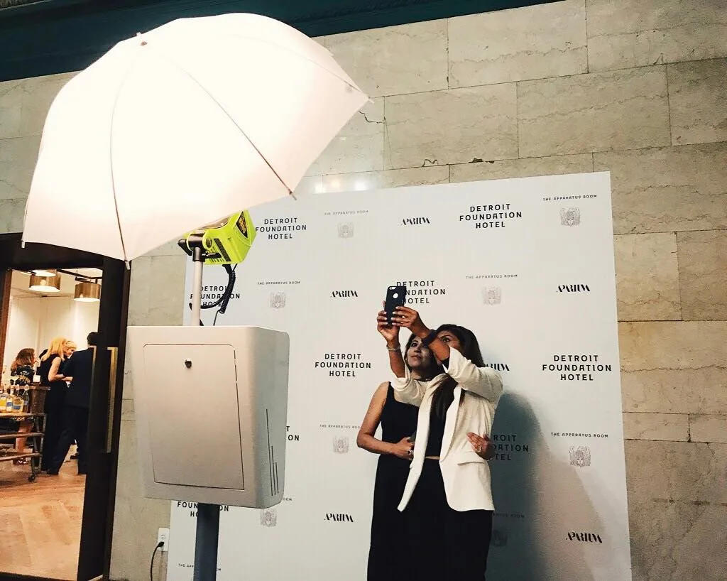 A Mammoth photo booth running Flassh