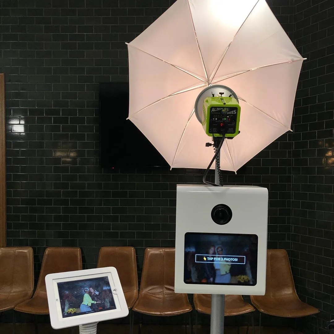 A Mammoth photo booth running Flassh